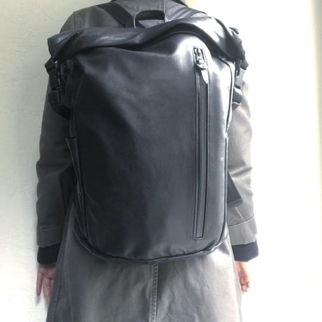 ROLL DAY PACK  WATER PROOF GOAT LEATHER