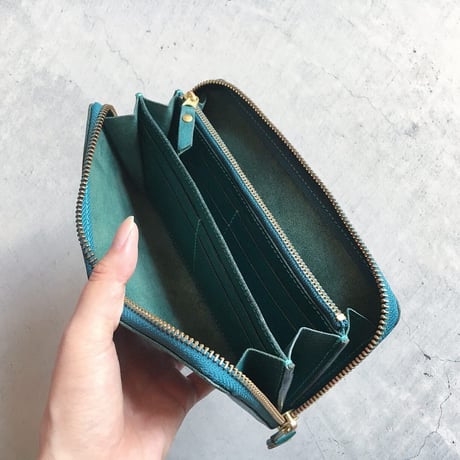 ZIP WALLET LARGE TURQUOISE LIMITED
