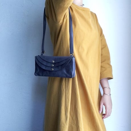 3 POCKET POUCH