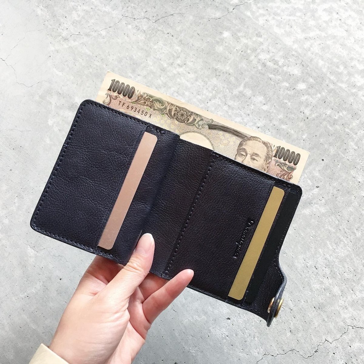 長財布 MACOI Palette snap pocket leather mini card wallet navy 24A7 fit=scale-down,w=1200