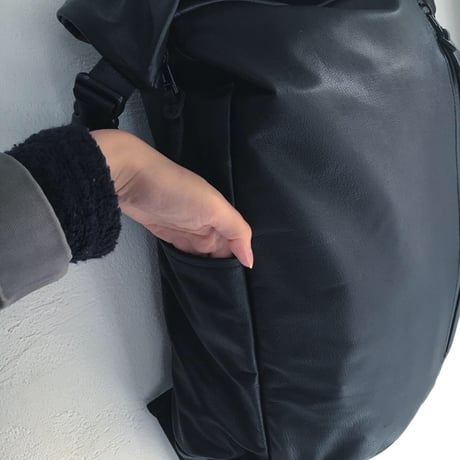ROLL DAY PACK  WATER PROOF GOAT LEATHER