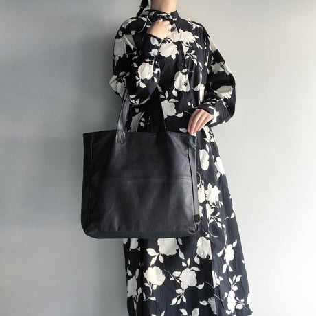 TOTE WATER PROOF GOAT LEATHER