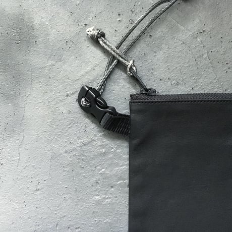 OUT LEATHER  SACOCHE TYPE1