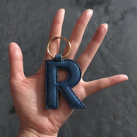A TO Z KEY HOLDER