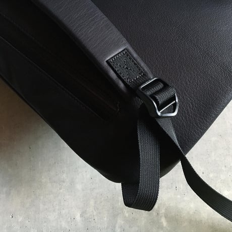 ARRO PACK  WATER PROOF GOAT LEATHER