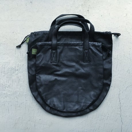 CIRCLE TOTE M-SIZE WATER PROOF GOAT LEATHER