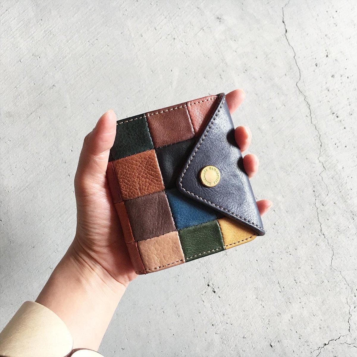 PATCHWORK TRIANGLE MINI WALLET | Damasquina Store