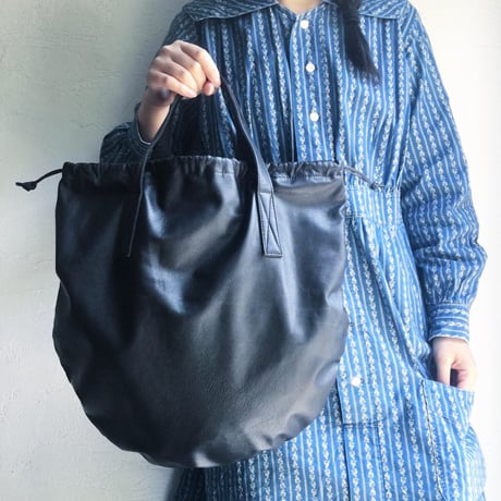 CIRCLE TOTE L-SIZE  WATER PROOF GOAT LEATHER