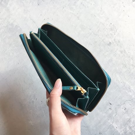 ZIP WALLET LARGE TURQUOISE LIMITED