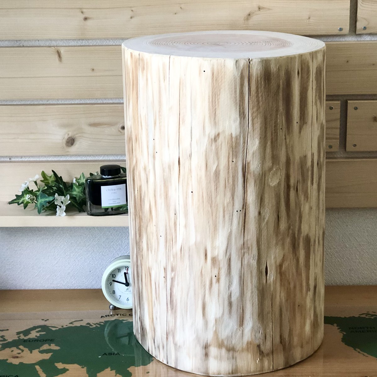 杉の丸太【Lサイズ】I 直径30cm×高さ46cm ※サンディングペーパー 杉の丸太【Lサイズ】I 直径30cm×高さ46cm ※サンディングペーパー