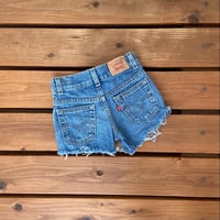 95cm Vintage Levi's 569 Denim Shorts