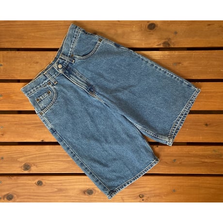 150cm Vintage Levi's 569 Denim Shortpants