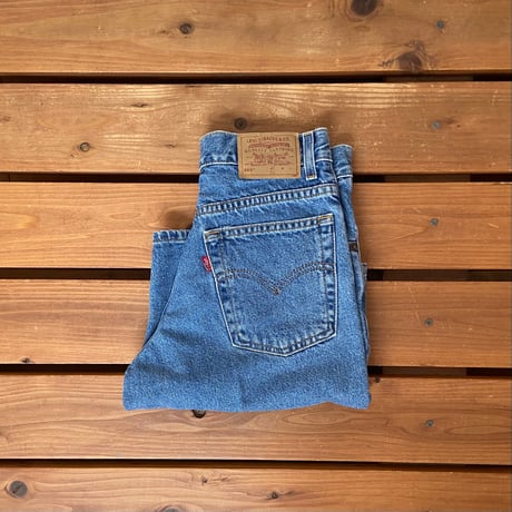 150cm Vintage Levi's 569 Denim Shortpants