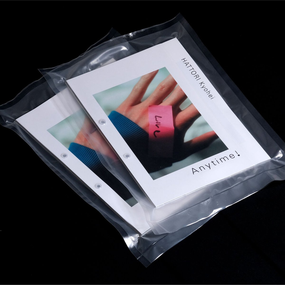 服部恭平〈Anytime!〉展示カタログ | Printed Union