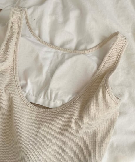 【再入荷】カップインクロップドタンクトップ