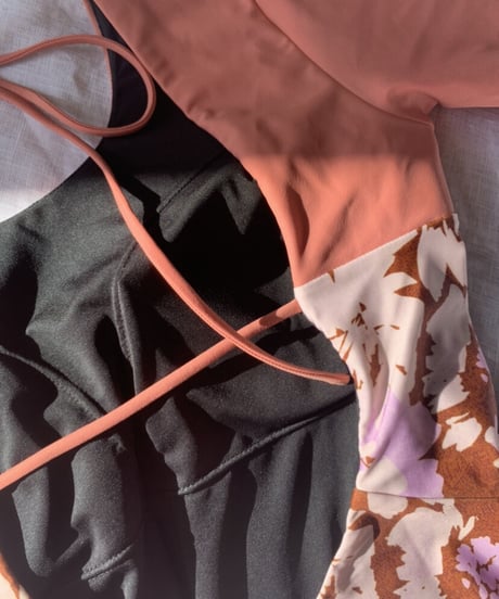 BACK OPEN SURF ONEPIECE/    color;flower
