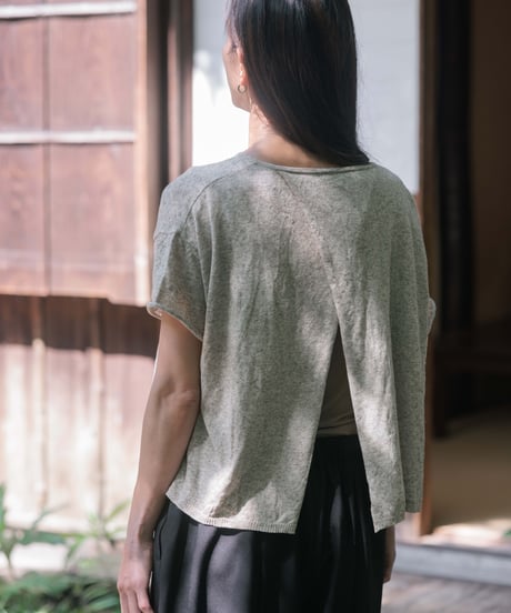 back cross  pullover