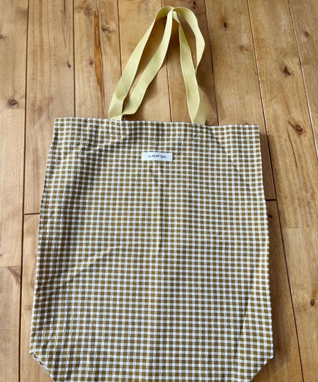 plaid pattern tote bag