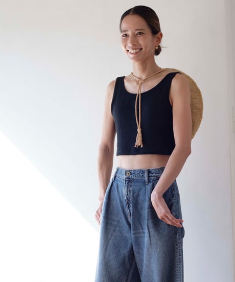 【再入荷】カップインクロップドタンクトップ