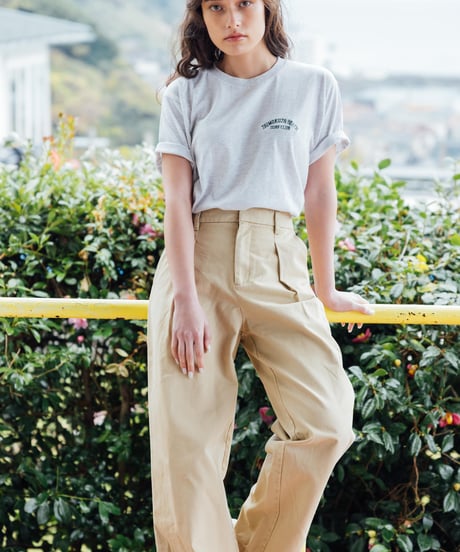 HIGHWAIST TUCK CHINO