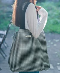 plaid pattern tote bag