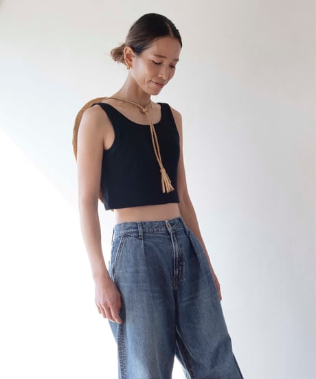 【再入荷】カップインクロップドタンクトップ