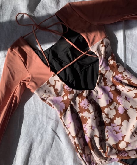 BACK OPEN SURF ONEPIECE/    color;flower