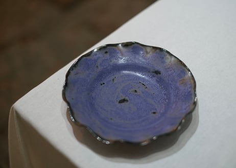 ひだ皿(中)　結城彩