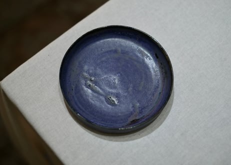 切り立ち皿(小)　結城彩