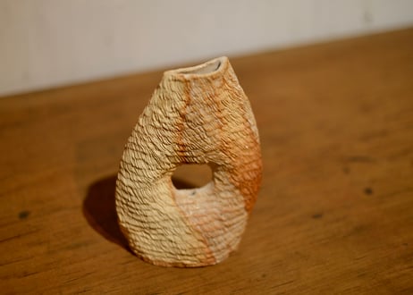 毛並みの花器　田川舞