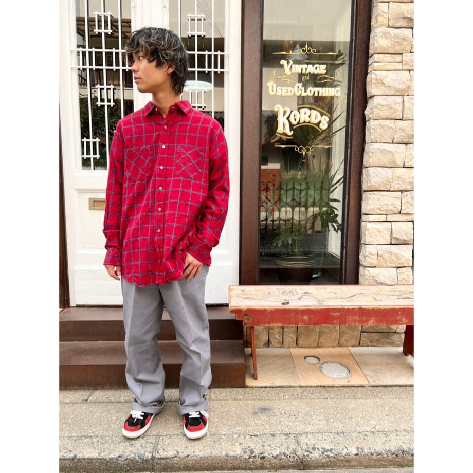 622d9e4165d2a359f2e459e1