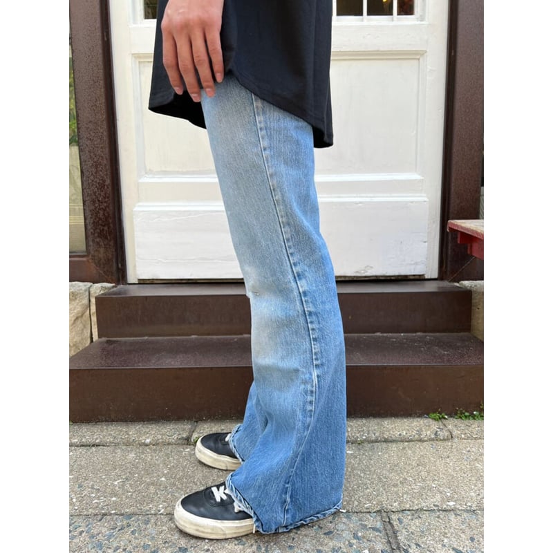 70’s livi’s684 ほぼデッドビッグベルフレアw30-31 どす黒 70s~ Levis 684 ''big bell'' flare denim pants |