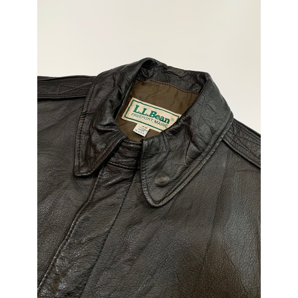 80s L.L.Bean A-2 TYPE LEATHER JACKET MADE IN US 80s L.L.Bean A-2 TYPE LEATHER JACKET MADE IN US