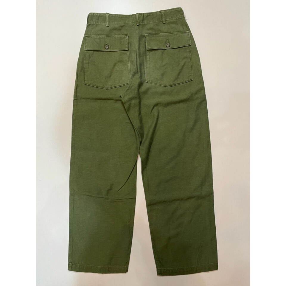 70s US ARMY OG-107 COTTON SATEEN BAKER PANTS Si 70s US ARMY OG-107 COTTON SATEEN BAKER PANTS Si