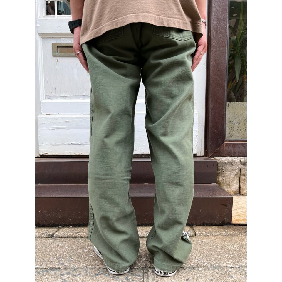 70s US ARMY OG-107 COTTON SATEEN BAKER PANTS Si 70s US ARMY OG-107 COTTON SATEEN BAKER PANTS Si