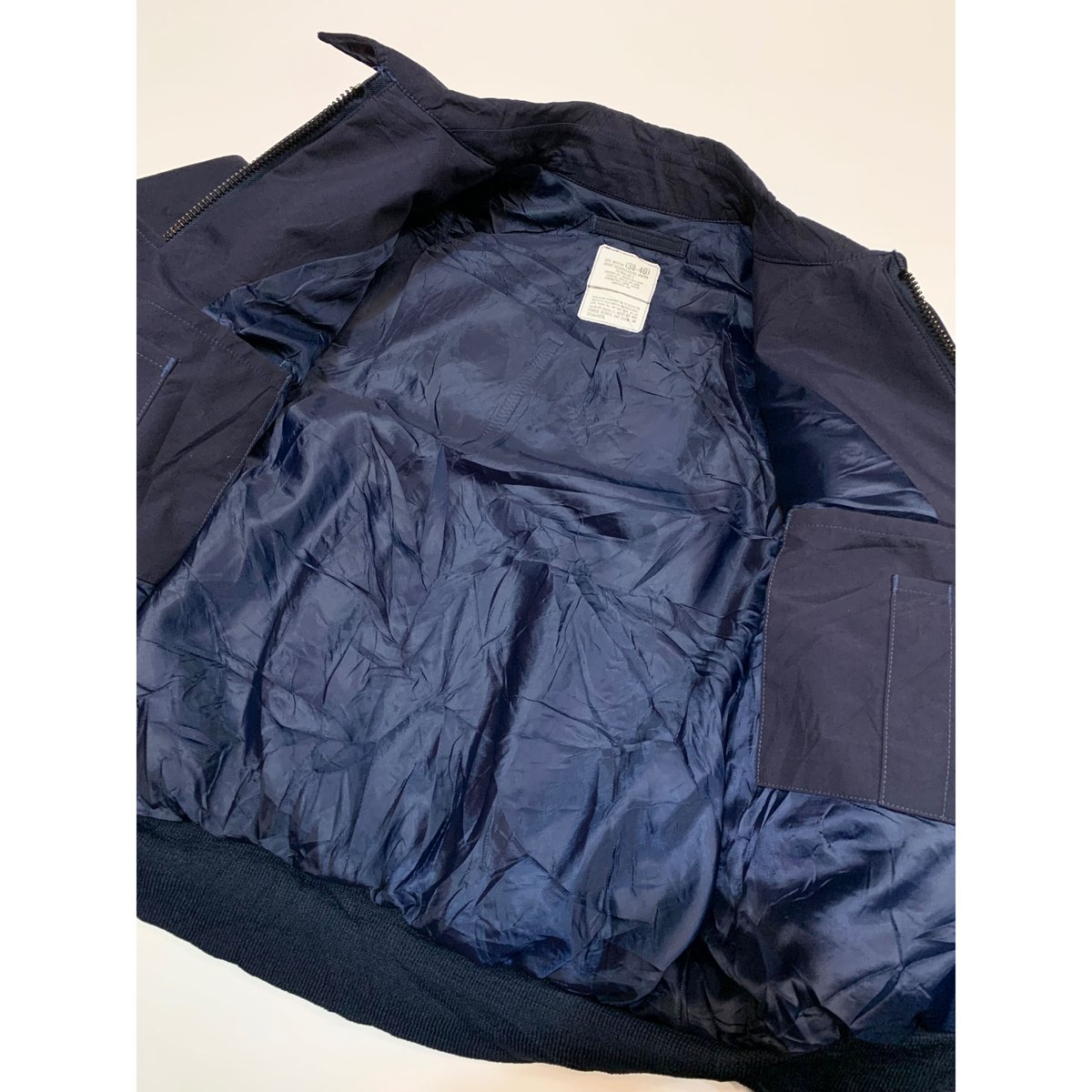 90s USAF SECURITY POLICE WINTER JACKET Size MED 90s USAF SECURITY POLICE WINTER JACKET Size MED