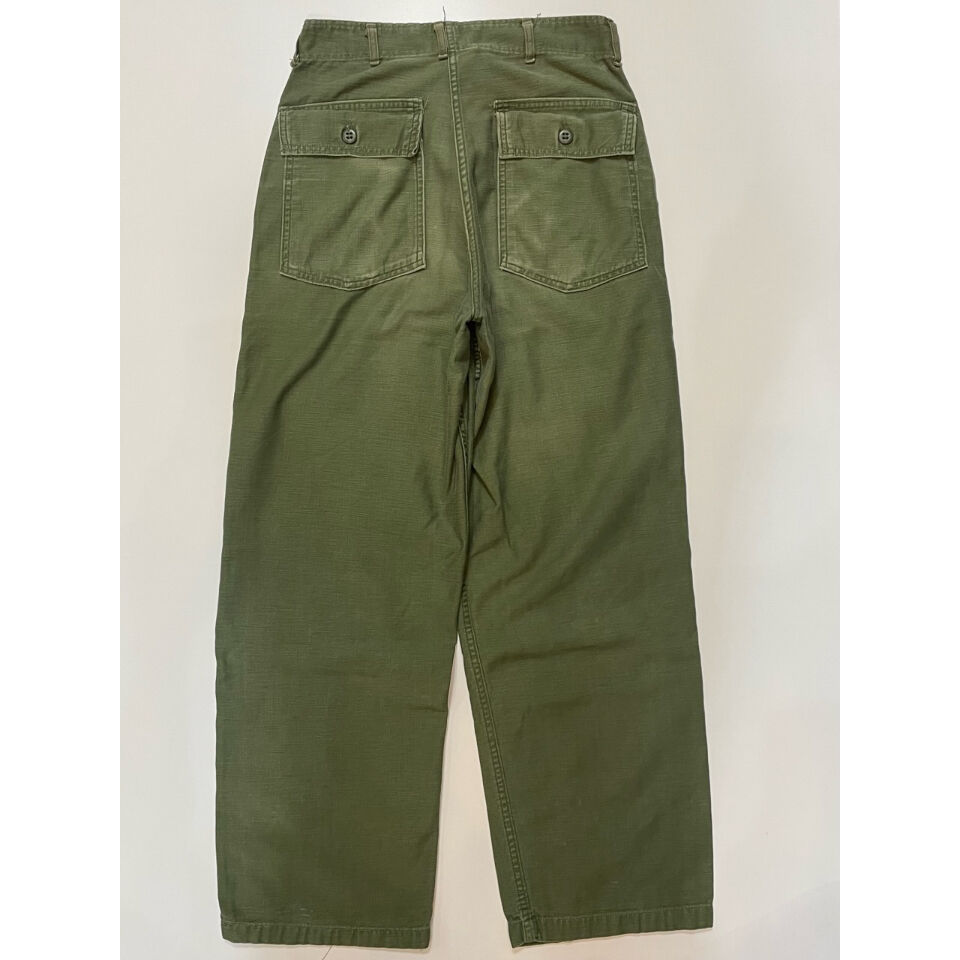 60s US ARMY OG-107 COTTON SATEEN BAKER PANTS Si 60s US ARMY OG-107 COTTON SATEEN BAKER PANTS Si