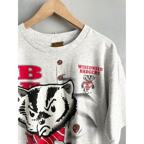 90s "WISCONSIN BADGERS" Tee MADE IN USA 🇺🇸 Size L
