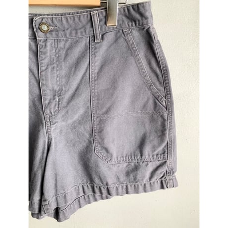 スタンドアップショーツ | STORES
