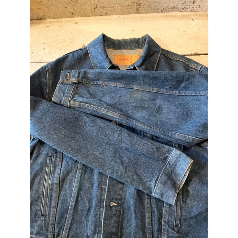 80s Levi’s 70506 サイズ46 ポケット付き　ヴィンテージ　真紺 RARE! 80s Levi's 70506-1913 L Black Navy | SECOND TIME GLORY