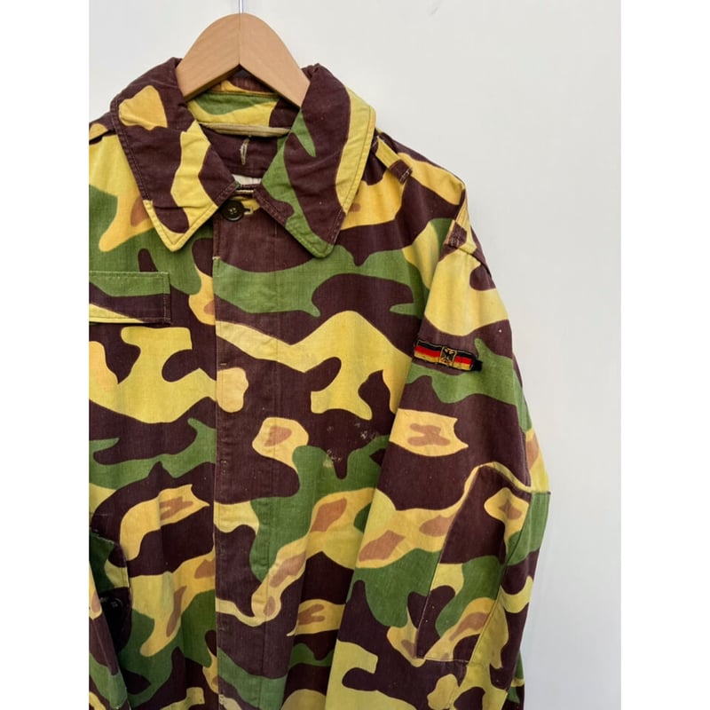 60s CZECH SLOVAKIA MILITARY SALAMANDAR CAMO COA