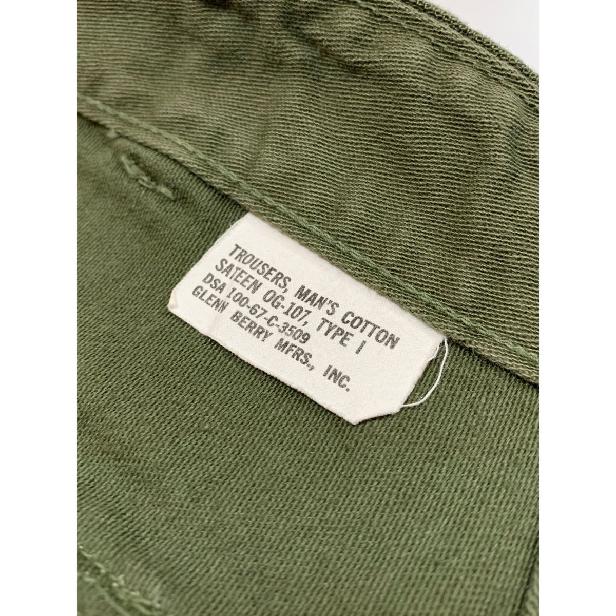60s US ARMY OG-107 COTTON SATEEN BAKER PANTS Si 60s US ARMY OG-107 COTTON SATEEN BAKER PANTS Si