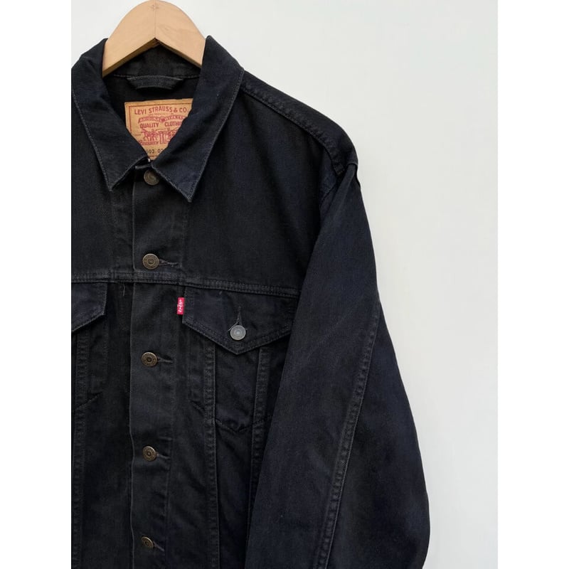 vintage Levi’s 70503 black denim jacket