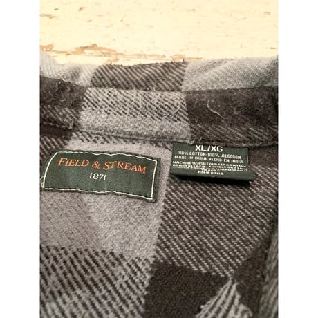 90s FIELD & STREAM FLANNEL SHIRT  Size XL
