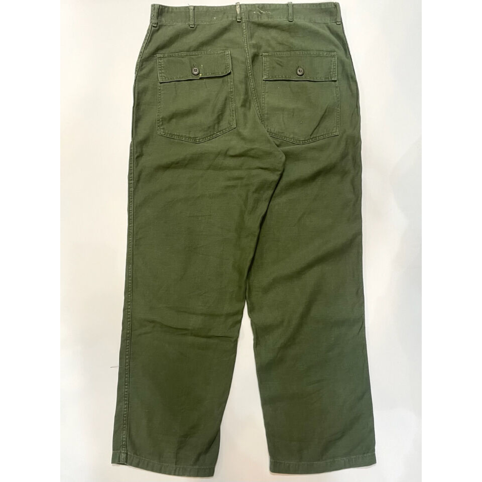 60s US ARMY OG-107 COTTON SATEEN BAKER PANTS Si 60s US ARMY OG-107 COTTON SATEEN BAKER PANTS Si