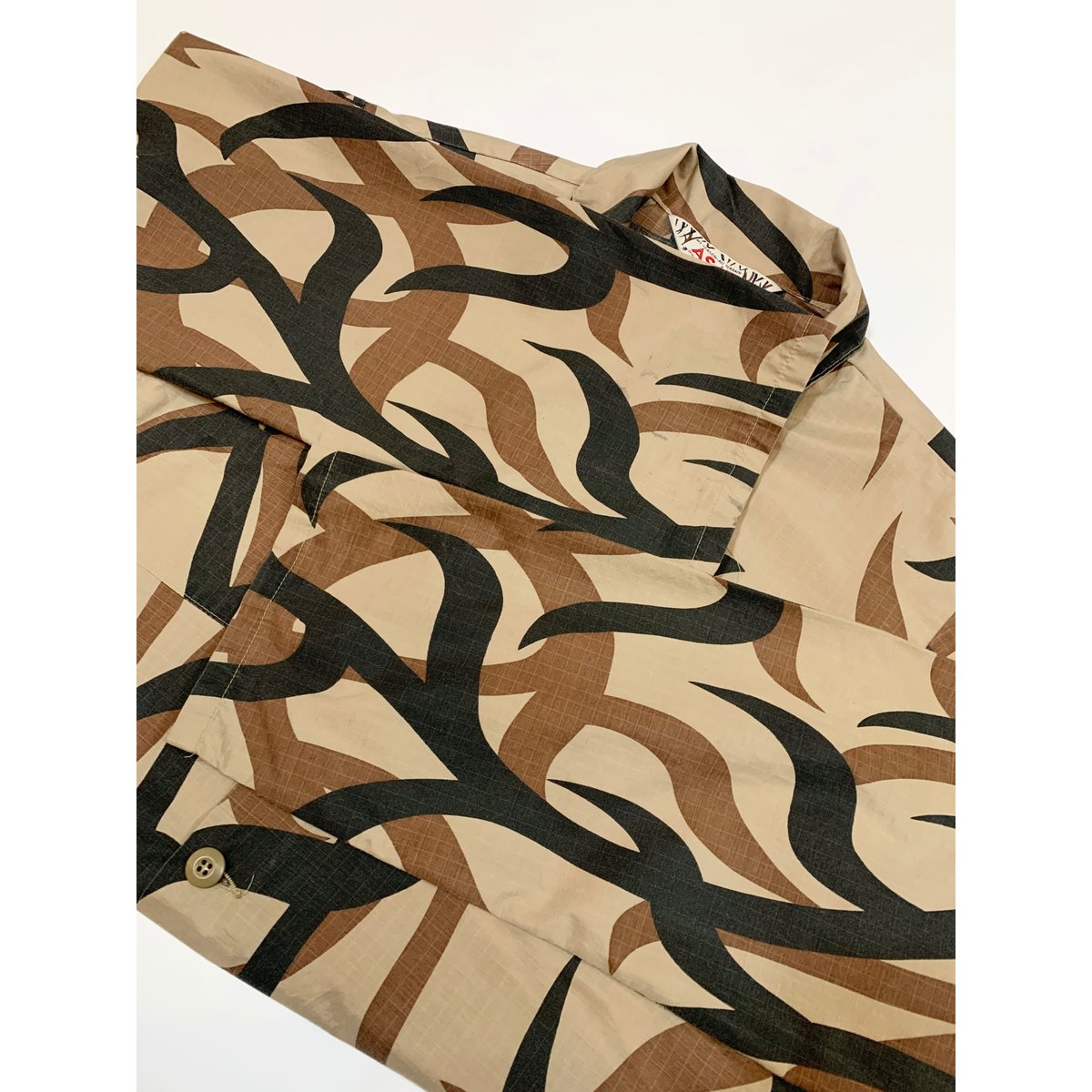 90s ASAT TRIBAL CAMO SHIRT MADE IN USA 🇺🇸 Size 90s ASAT TRIBAL CAMO SHIRT MADE IN USA 🇺🇸 Size