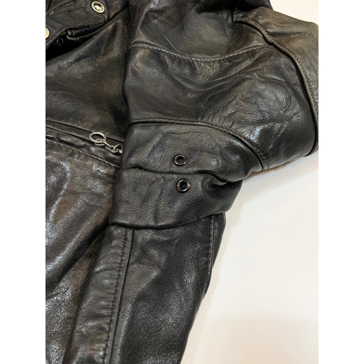 schott 80s スウェードジャケット 大人気‼️Schott 80s〜90sスウェードジャケットUSA製42 - メルカリ