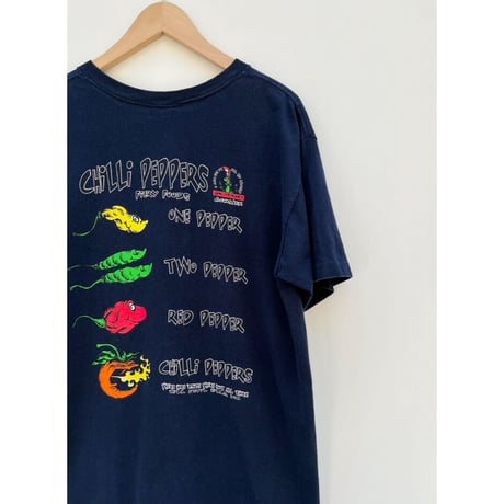 90s Dr.Seuss "CHiLLi PEPPERS" Tee  MADE IN USA🇺🇸 Size L