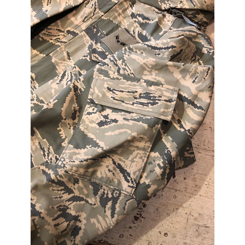 APECS USAF デジタルタイガーカモ　GORE-TEX　M-XS wip_25050725_1.jpg