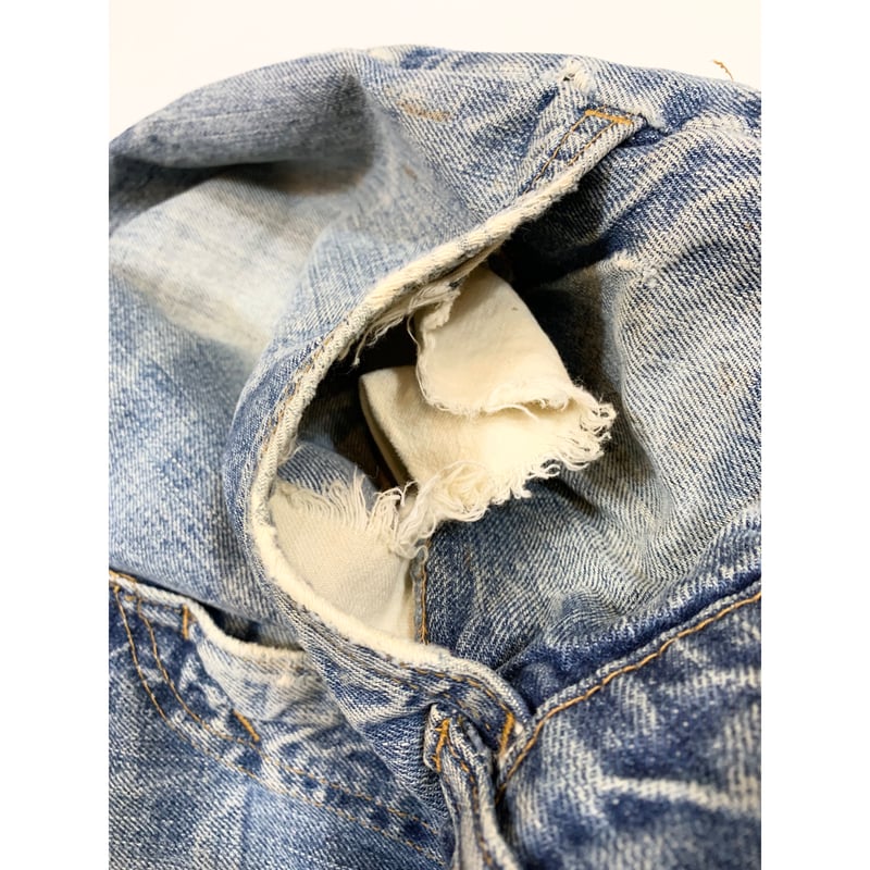 70s Levi's 646 BELL BOTTOM JEANS MADE IN USA 🇺🇸 70s Levi's 646 BELL BOTTOM JEANS MADE IN USA 🇺🇸